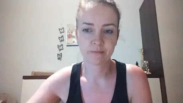 JenniferAlone online show from June 21, 8:35 pm