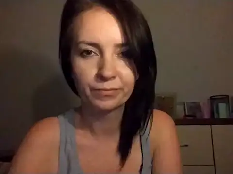 JenniferAlone online show from July 8, 9:28 pm
