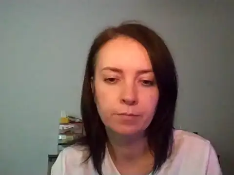 JenniferAlone online show from July 6, 9:06 pm