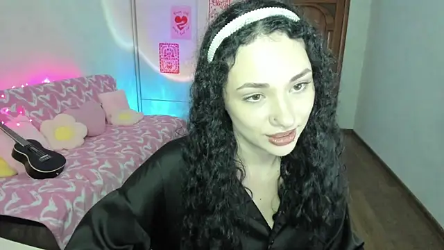 elisskriter online show from June 23, 12:36 pm