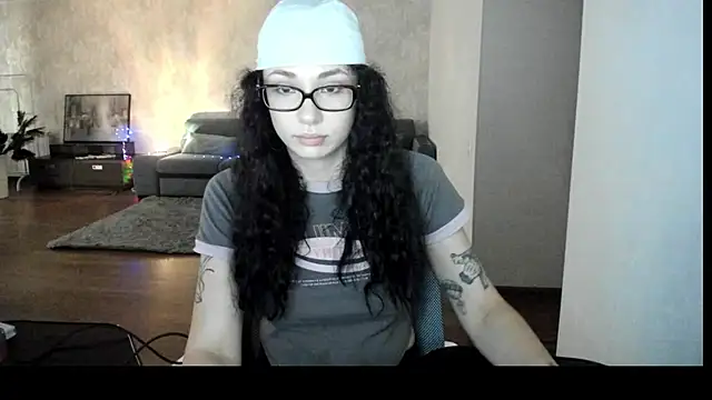 elisskriter online show from July 23, 12:13 pm