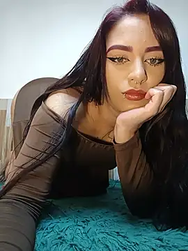 Maurenn  online show from July 25, 7:15 am