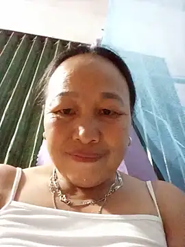 lylylai online show from June 21, 1:15 pm