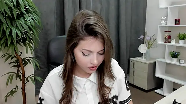 AsiaBohall online show from June 15, 5:18 am