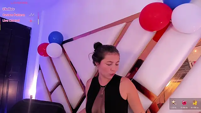 Mariana Smiith  online show from July 4, 7:43 pm