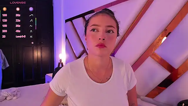 Mariana Smiith  online show from July 9, 8:22 pm