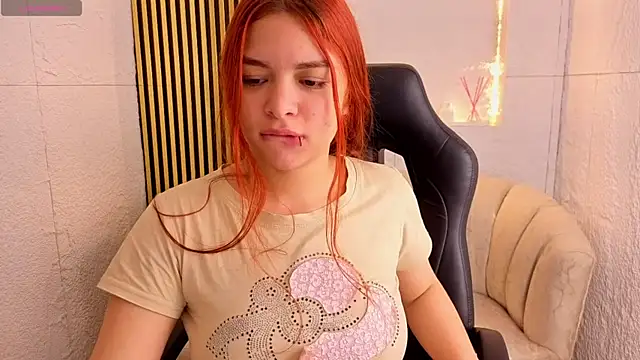 sofia red cn online show from June 28, 1:18 pm