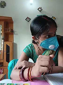 ranigupta72 online show from July 22, 11:11 am