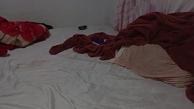 CasalNovinhoBrasil online show from June 28, 1:34 am