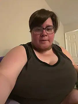 femboyphoenix online show from June 16, 2:01 am