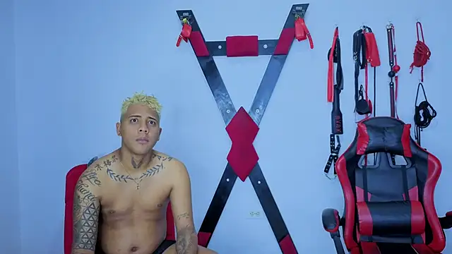 Alejandro and Deiby online show from June 29, 10:37 am
