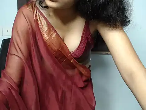 Sexynaina3 online show from July 14, 11:26 am
