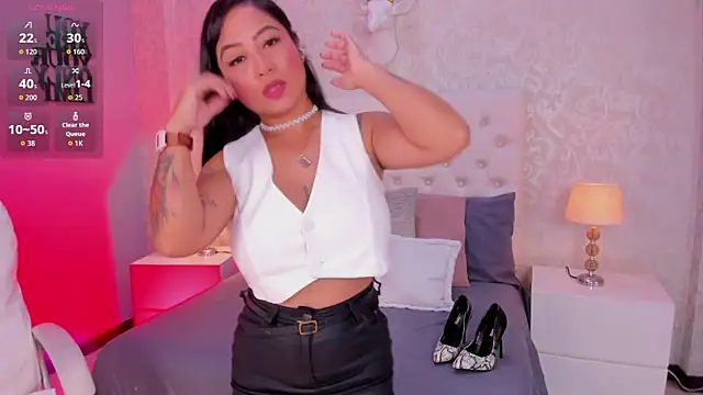 ElenaFoster online show from June 16, 12:17 pm