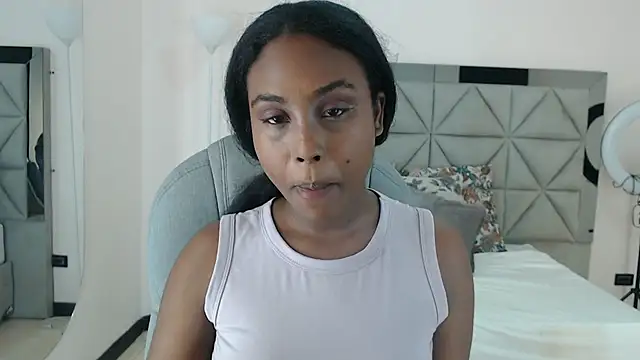 lily mendoza online show from July 30, 7:37 pm