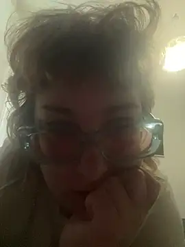 mysteradecadent online show from June 12, 6:54 am