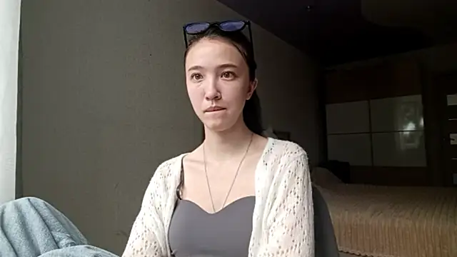 TranquilityPleasure online show from July 18, 2:04 am