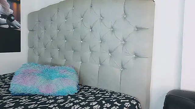 crazy love 20 online show from July 30, 3:13 pm
