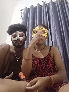 cutecouple14324 online show from June 25, 4:41 pm