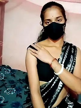 nisarani54321 online show from July 12, 5:47 pm