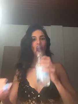 sarahlfvxo online show from June 16, 4:08 pm