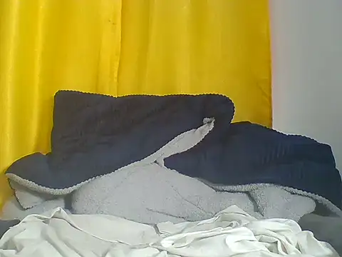 littlefrankie online show from July 22, 7:04 pm