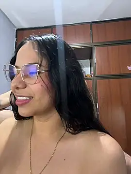 ColombianSexyCouple  online show from July 7, 6:47 am