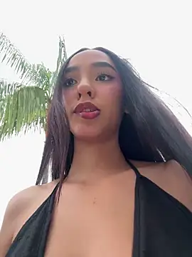 sofi-jimenez online show from July 23, 11:29 am