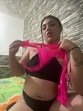 Salsa Seductre online show from July 16, 4:50 am