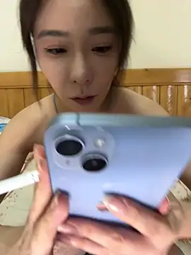 meimeiqwe01 online show from June 26, 9:21 am