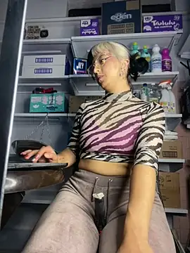 RebelKitty  online show from July 2, 3:23 am