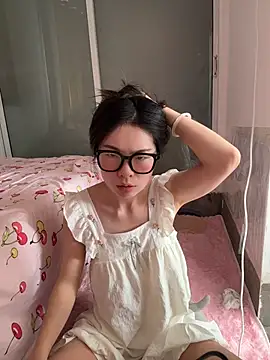 xiaojiao520 online show from July 14, 8:30 am