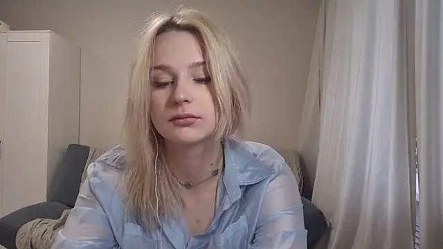 BloomMoon online show from June 22, 12:35 pm