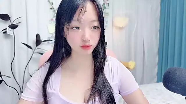 Winnie666999 online show from August 2, 3:20 am