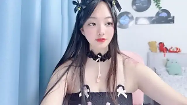 Winnie666999 online show from July 6, 3:03 pm