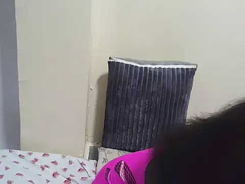 pricky finess online show from August 5, 3:24 am