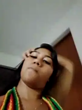 indiazinha   online show from July 19, 4:04 am