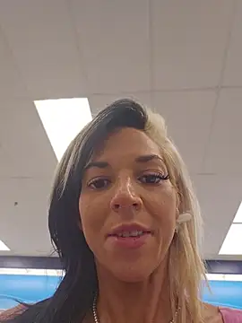 lil jiggly online show from July 19, 2:25 am