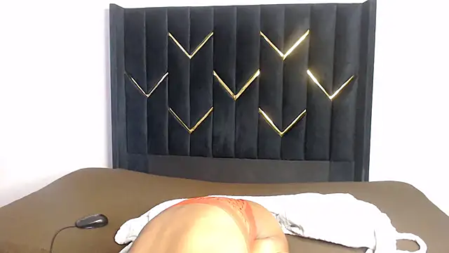 EbonyPoisonCunt online show from July 5, 6:41 am