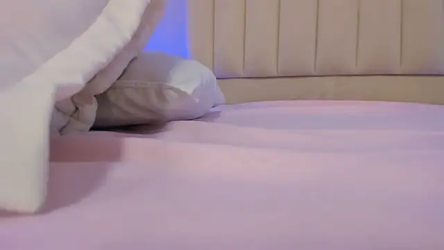 MarahBaker35 online show from July 2, 3:06 am
