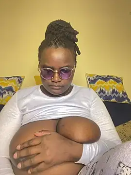 Bustyy Bitch online show from July 7, 1:36 pm