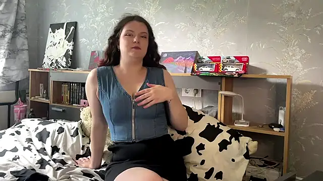 Isla Mur online show from July 13, 8:26 am