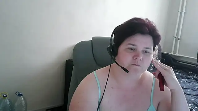 AdrianaGalore online show from June 30, 11:53 am