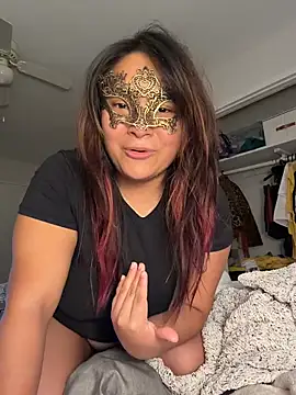 Rachelkinky online show from July 13, 3:18 am