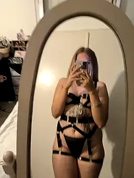 Hannah2708 online show from July 5, 10:04 pm