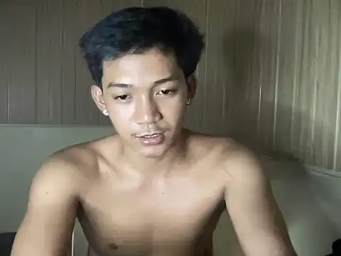 YourcumBoy77 online show from July 21, 3:02 pm