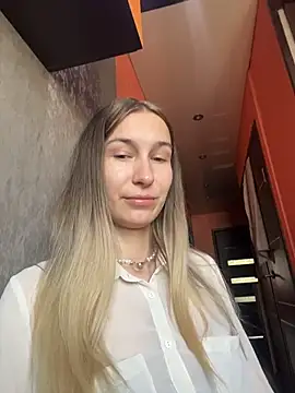 Amanda Spicy online show from July 8, 6:15 am