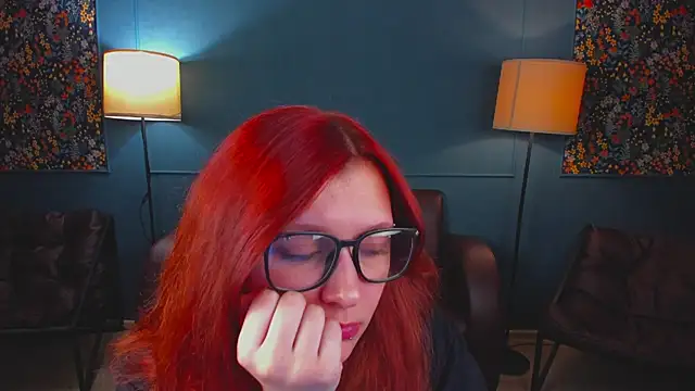 SarahDeen1 online show from July 9, 1:57 pm