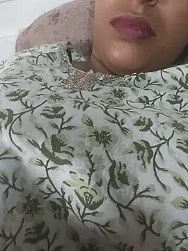 sharmilasingh89 online show from July 14, 11:05 am