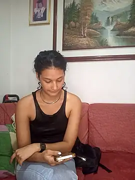talula  online show from July 9, 3:31 am