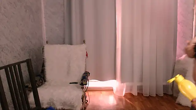 Samantha Si online show from April 19, 12:38 pm